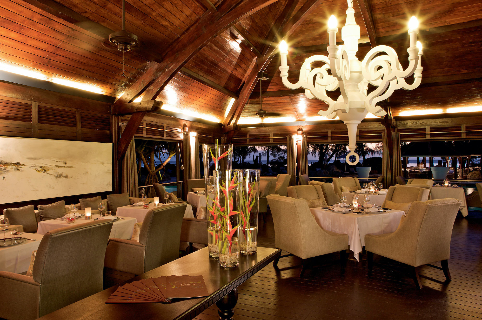 Lux* Saint Gilles Resort Экстерьер фото The restaurant at the resort
